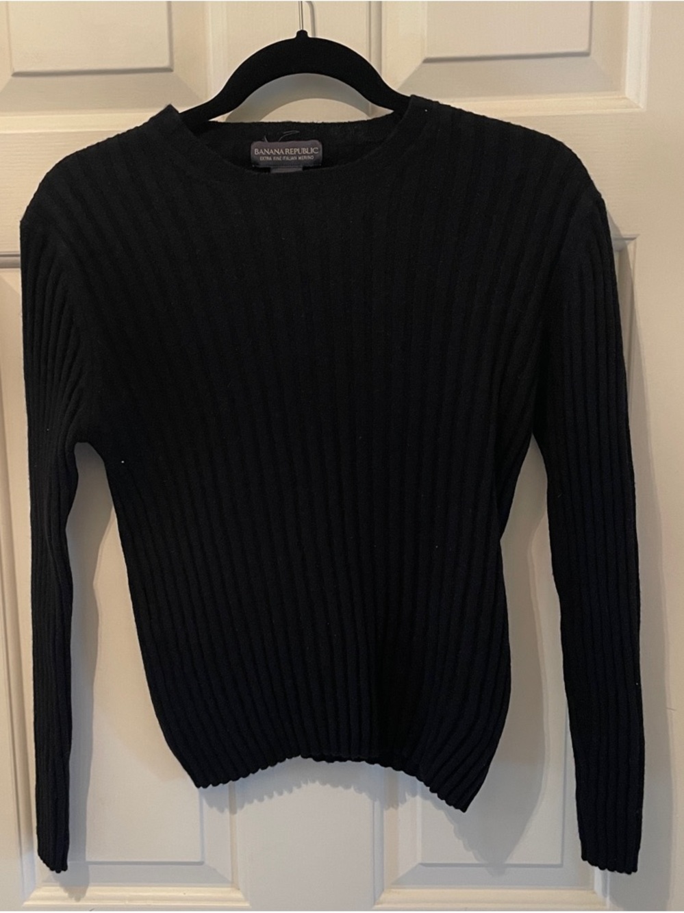 Banana Republic  Black Ribbed Crewneck Sweater Merino Wool